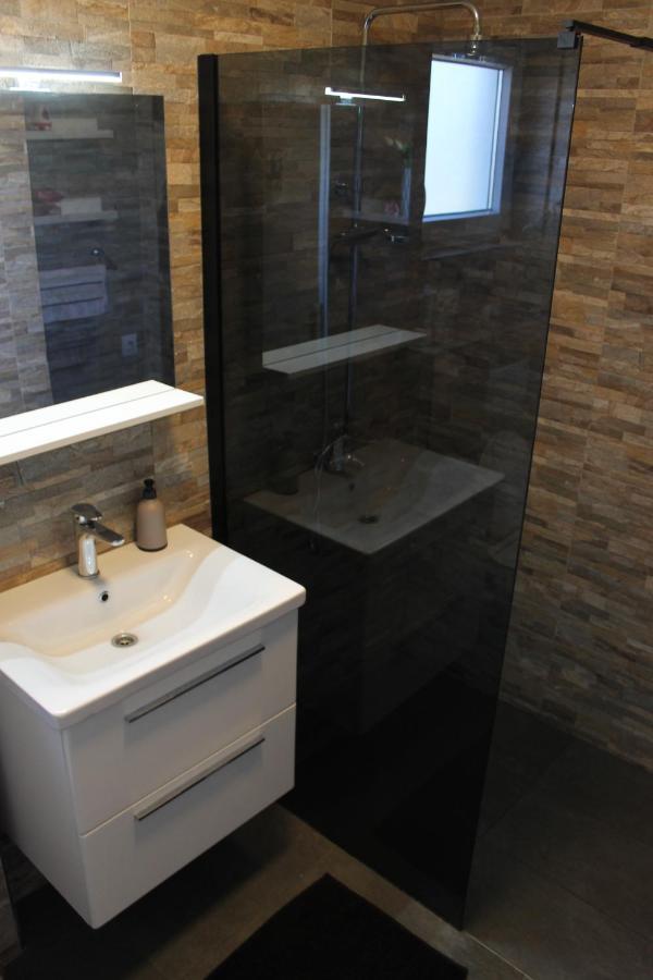 Cozy Corners Apartman Nin Kültér fotó
